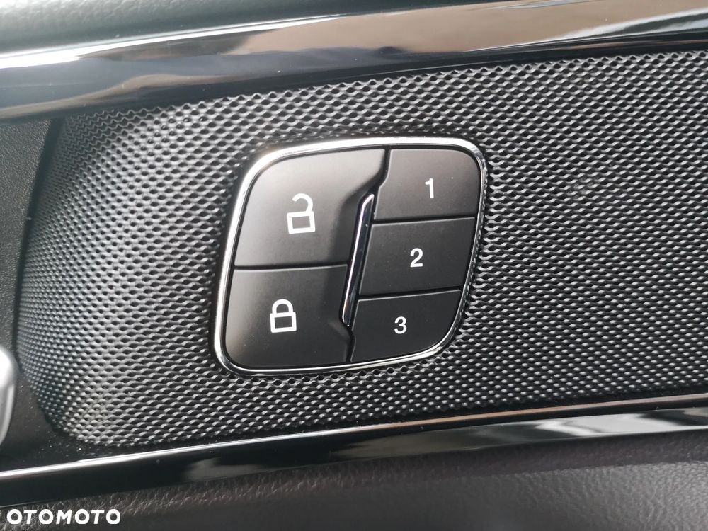 Ford Mondeo 2.0 EcoBlue ST-Line - 22