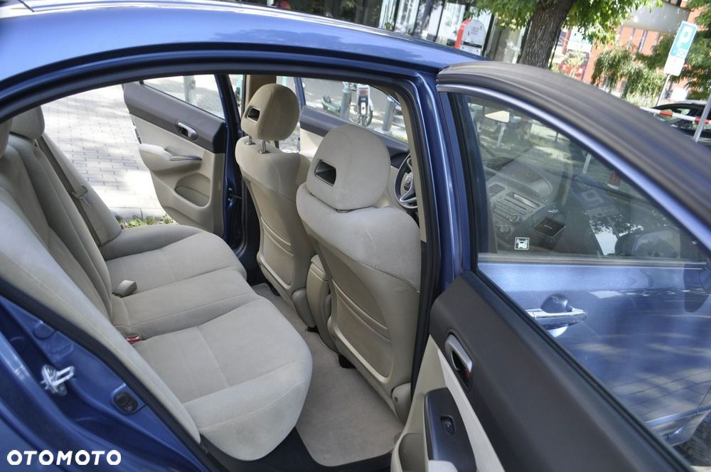 Honda Civic - 10