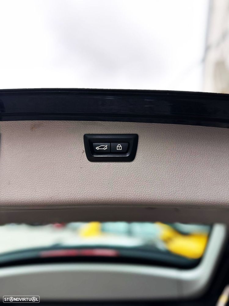 BMW 320 d Touring xDrive Sport-Aut. - 6