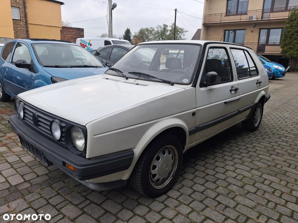 Volkswagen Golf 1.6