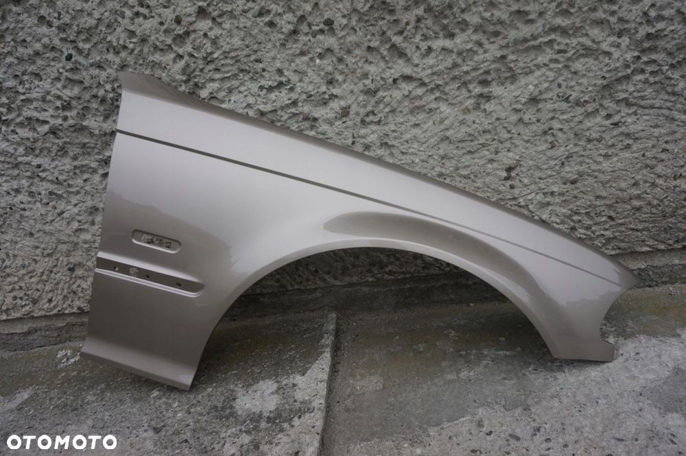 BŁOTNIK PRAWY BMW E46 SAHARA BEIGE 443 98/01r - 1