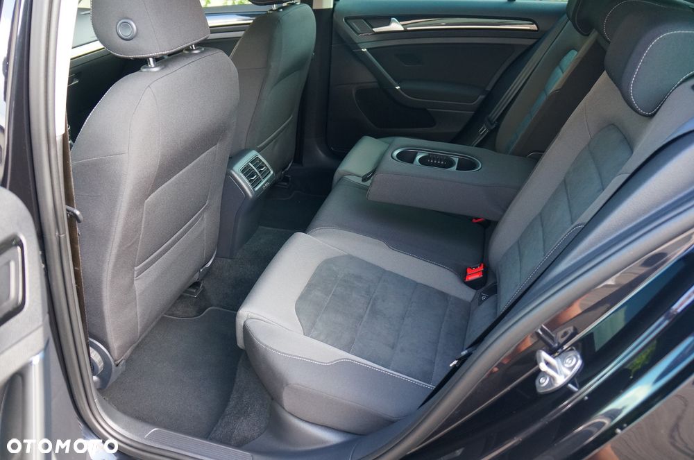 Volkswagen Golf 1.4 TSI BMT Highline - 39