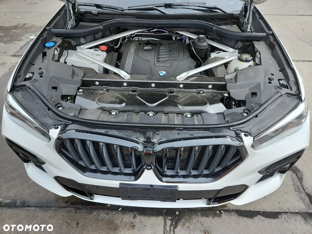 BMW X6 - 11