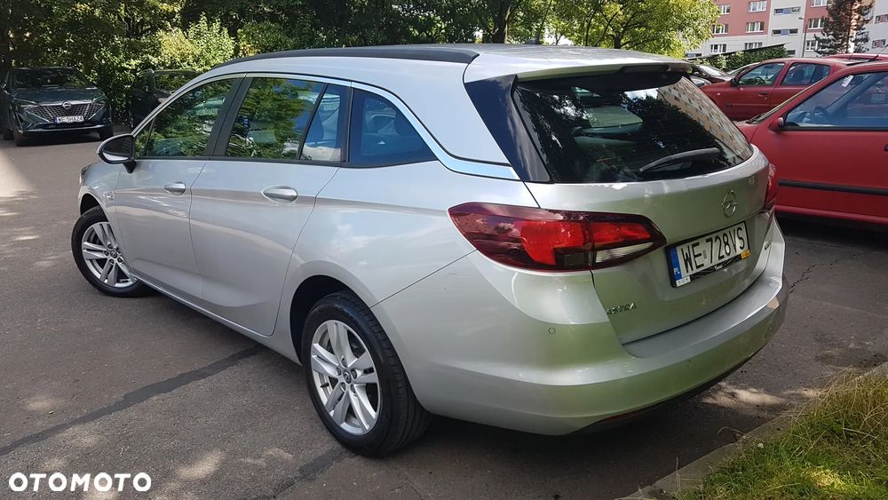 Opel Astra V 1.4 T Enjoy - 4