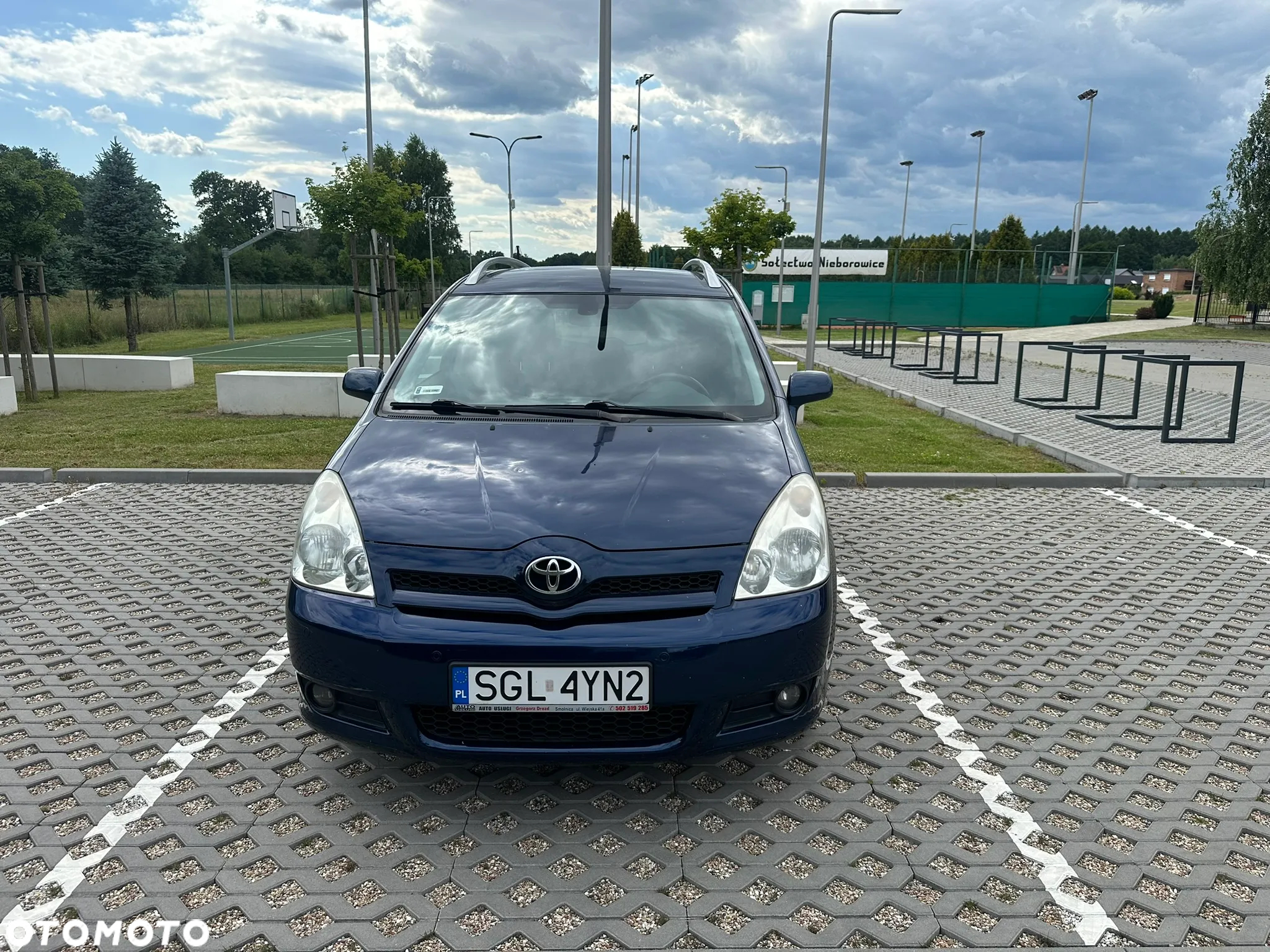 Toyota Corolla Verso - 2