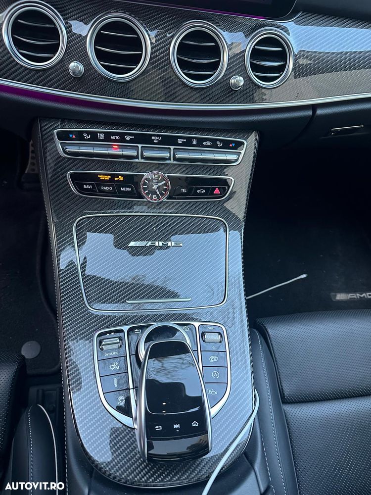 Mercedes-Benz E AMG 63 S 4MATIC+ AMG Speedshift MCT-9G - 24