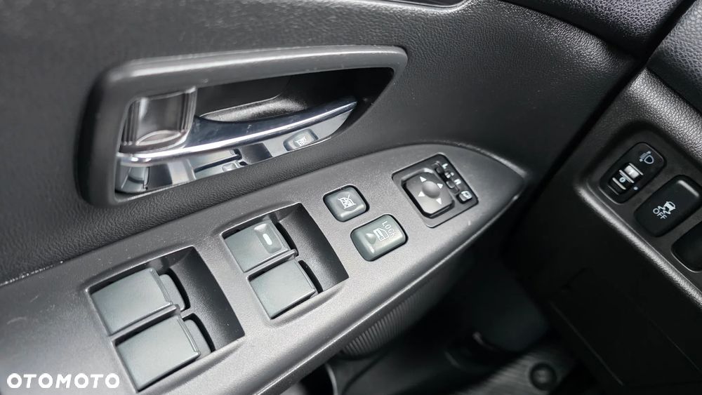 Mitsubishi ASX 1.6 Instyle AS&G - 17