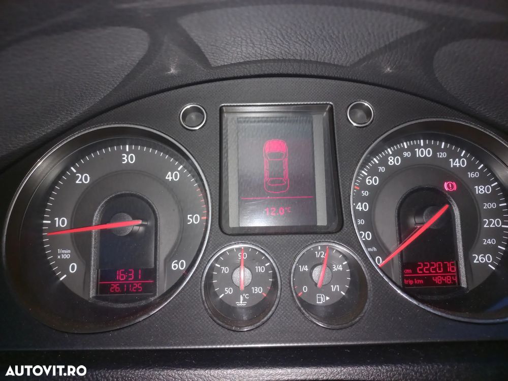 Volkswagen Passat 1.9 TDI Comfortline - 11