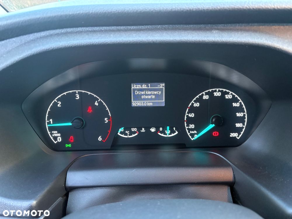 Ford Transit Custom - 10