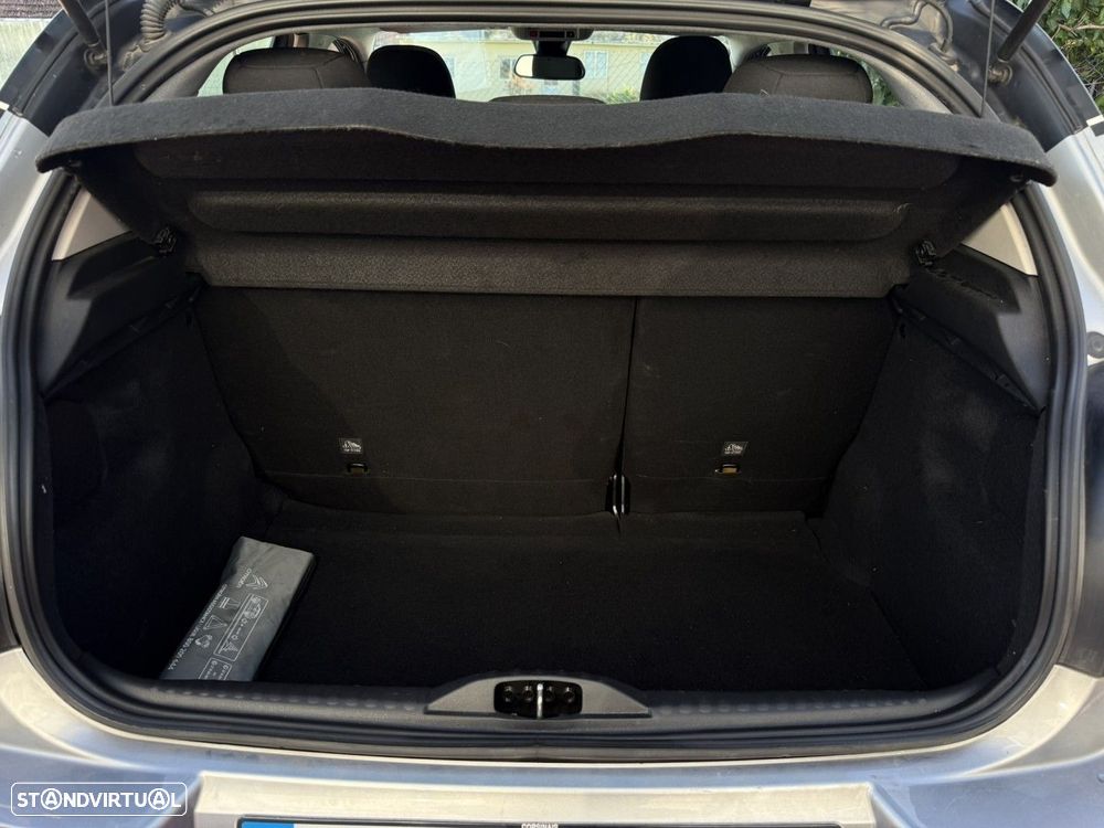 Citroën C3 1.2 PureTech Shine - 18