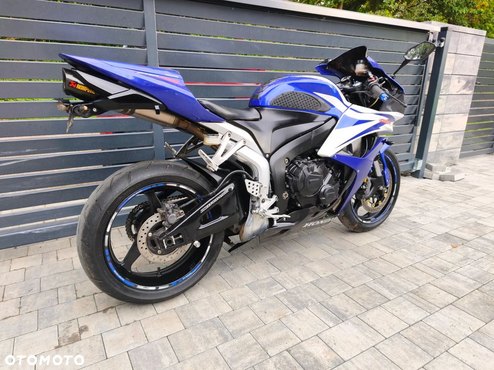 Honda CBR - 21