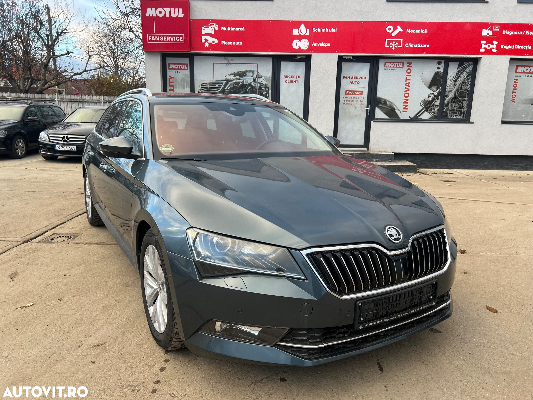 Skoda Superb 2.0 TDI DSG Ambition - 17