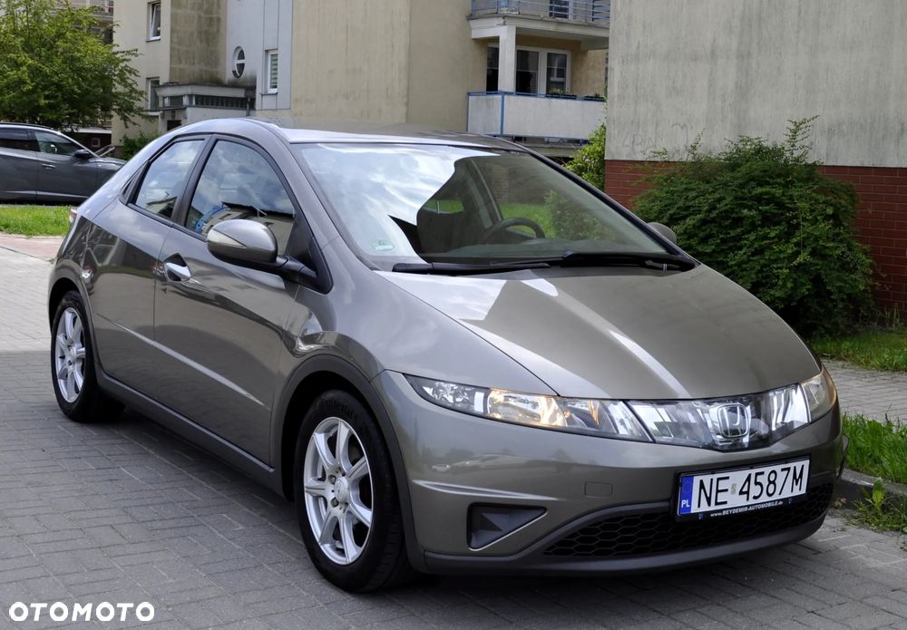 Honda Civic 1.8i-VTEC Comfort - 2