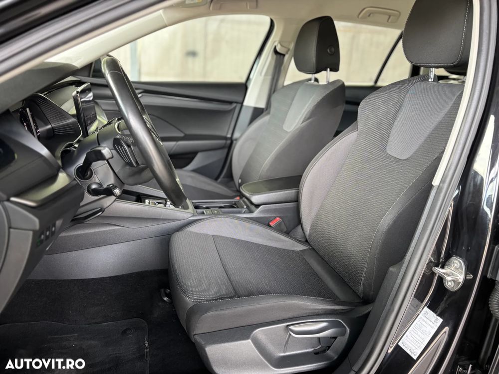 Skoda Octavia 2.0 TDI DSG Ambition - 30