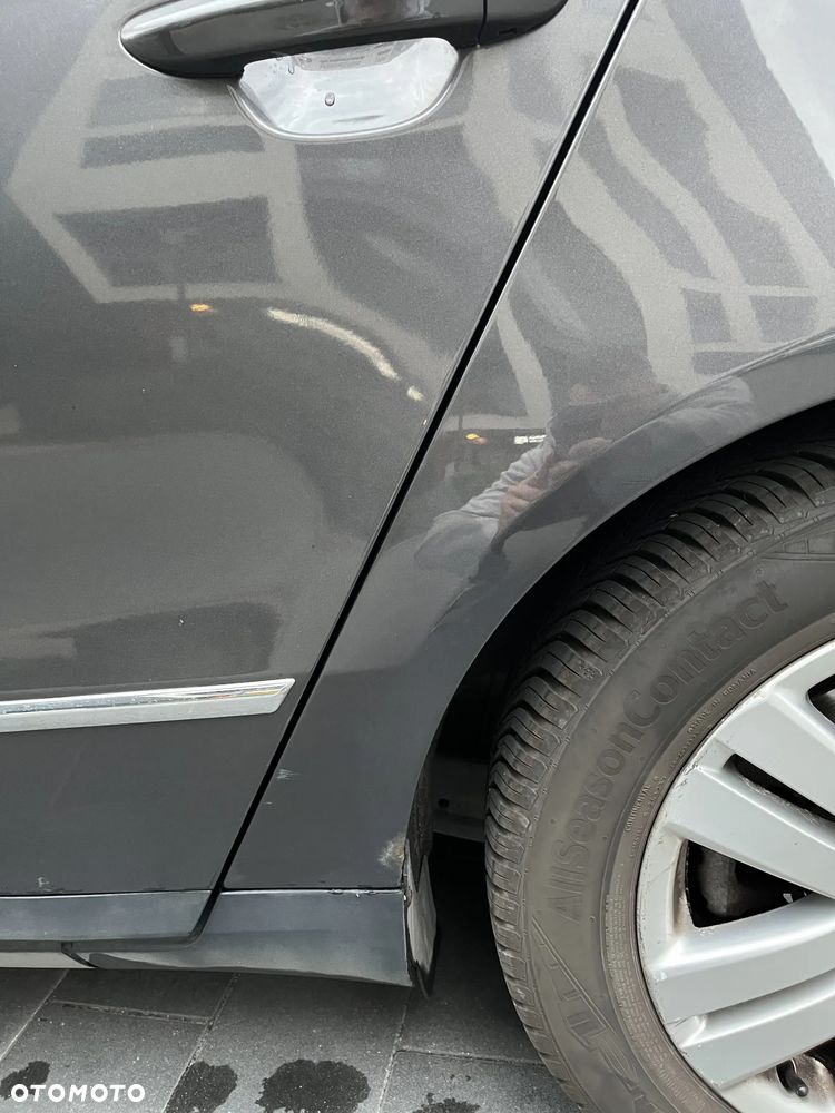 Volkswagen Passat 2.0 TDI DPF Highline DSG - 16