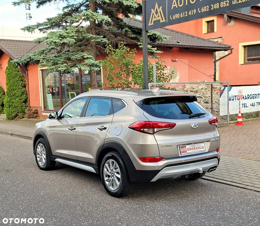 Hyundai Tucson 2.0 CRDI 2WD Style - 6