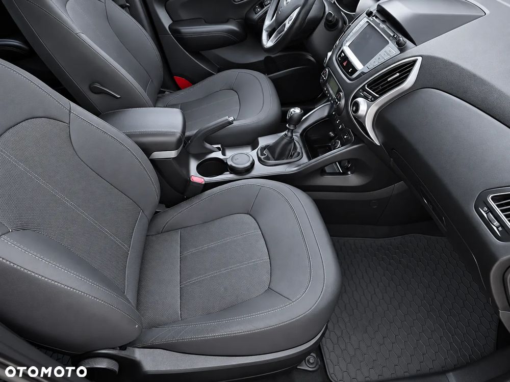 Hyundai ix35 2.0 CRDi 4WD Premium - 19