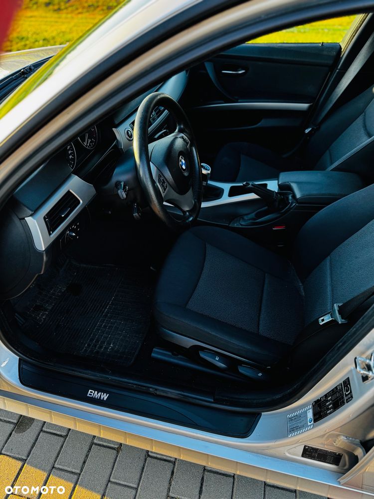 BMW Seria 3 - 19