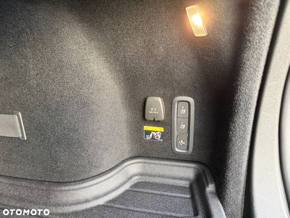 Volvo V60 D4 SCR Inscription - 32