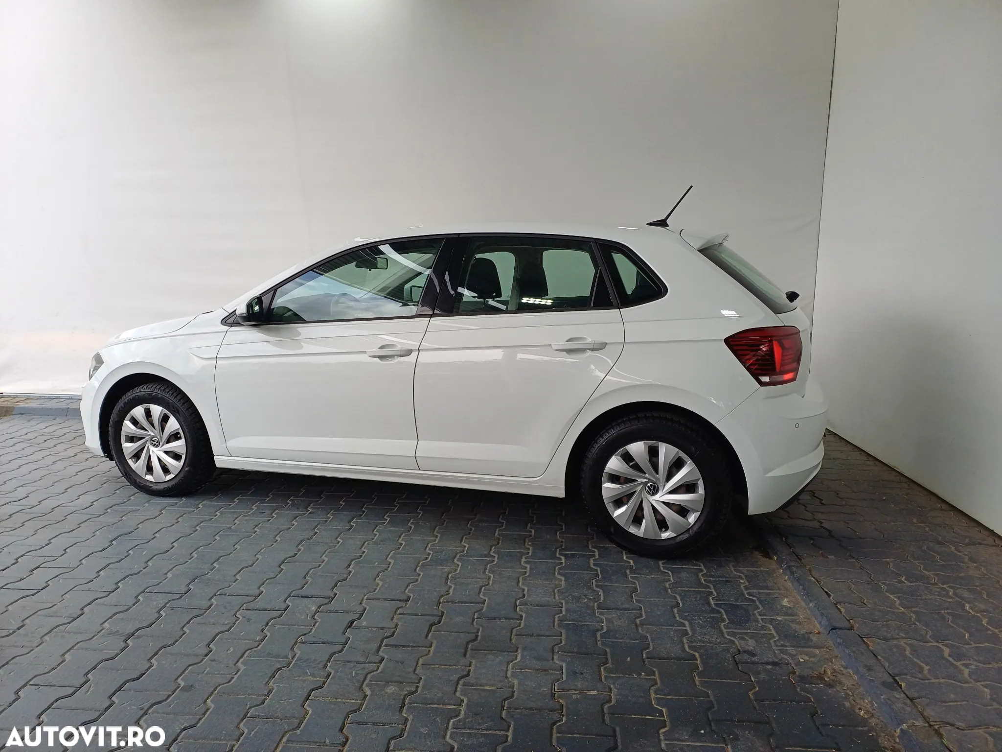 Volkswagen Polo 1.0 TSI Comfortline - 3