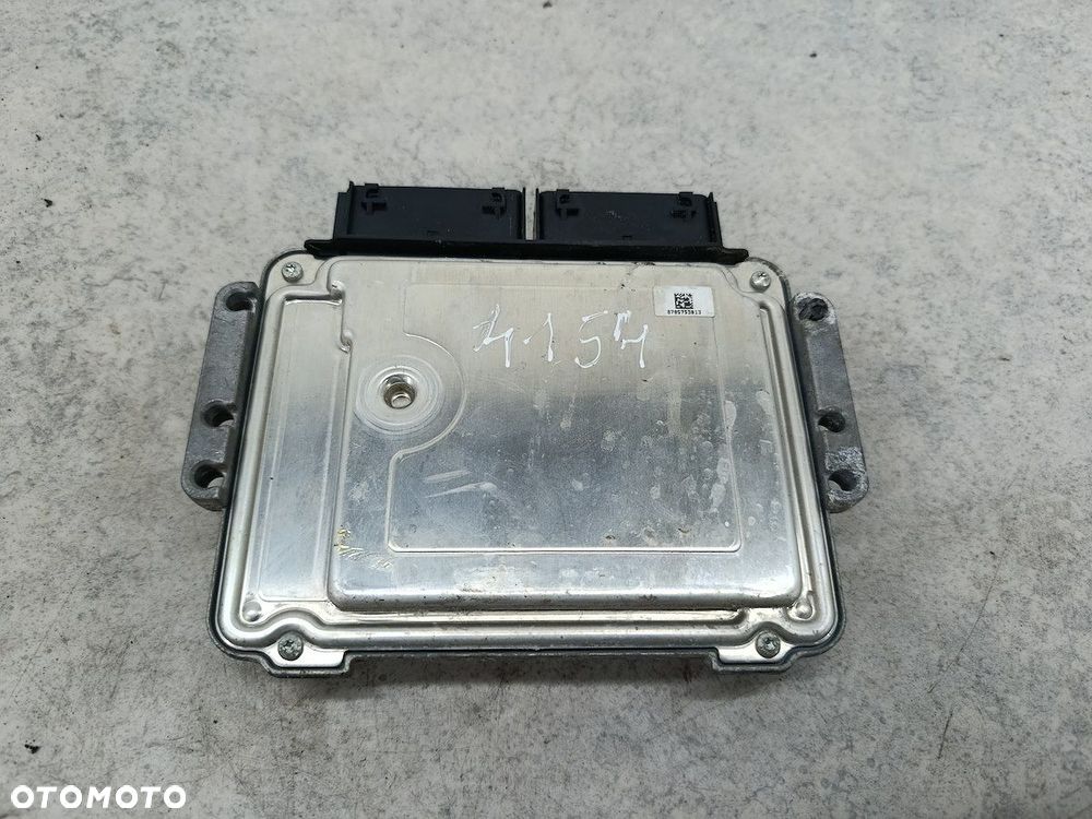 STEROWNIK FORD FOCUS III CV61-12A650-ANF  CV6A-12B684-BB 0261S09377  BOSCH - 4