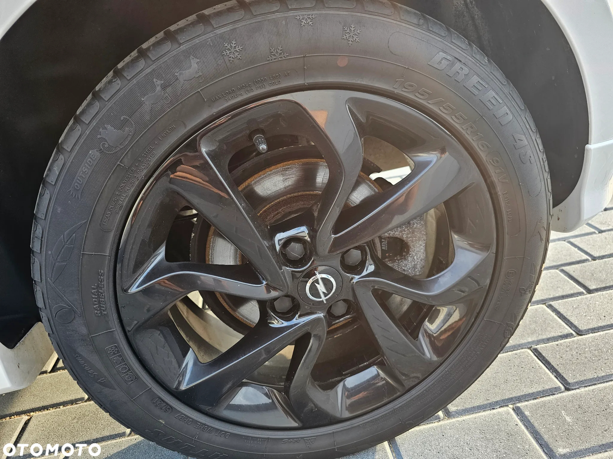 Opel Corsa - 25
