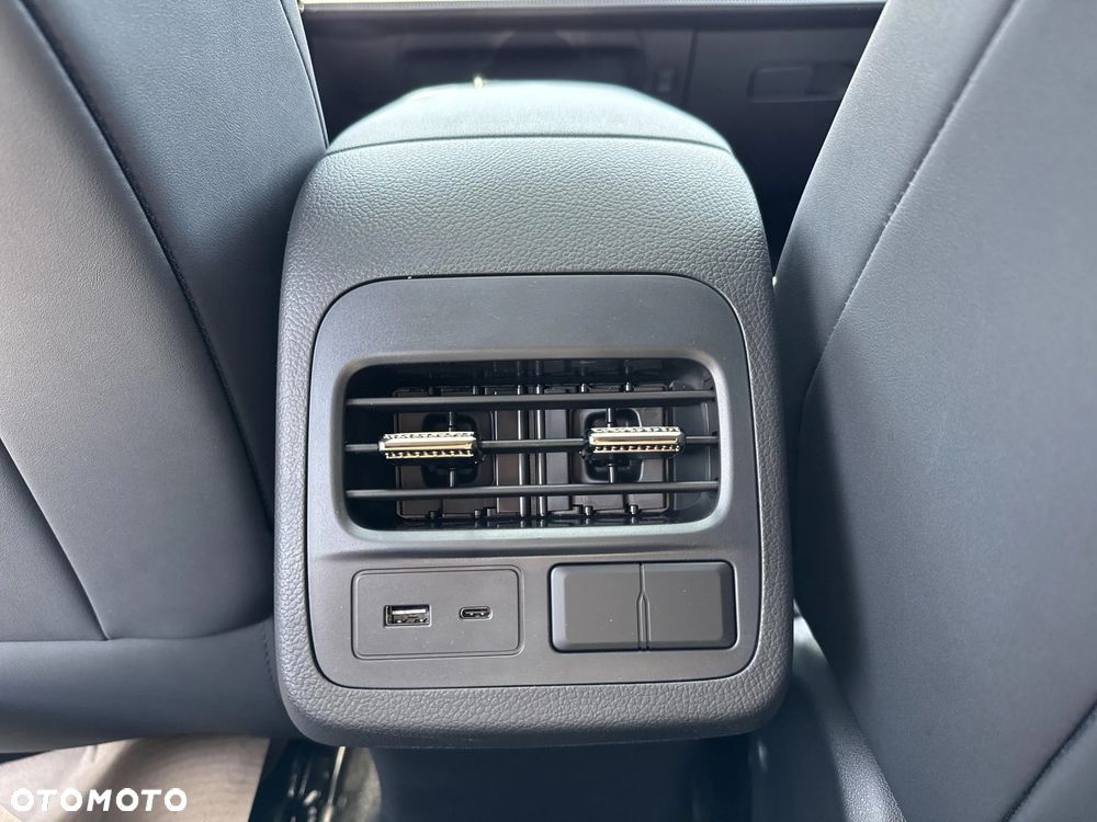 Omoda 5 1.5 T-GDI Hybrid Premium DHT - 26