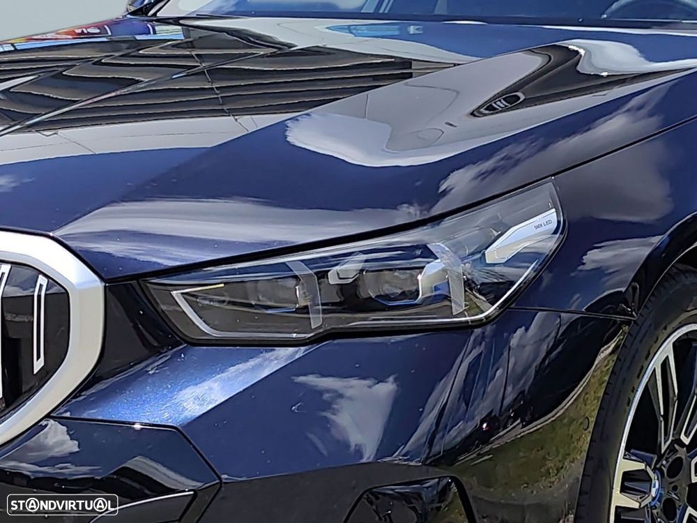 BMW 530 e Pack Desportivo M - 3