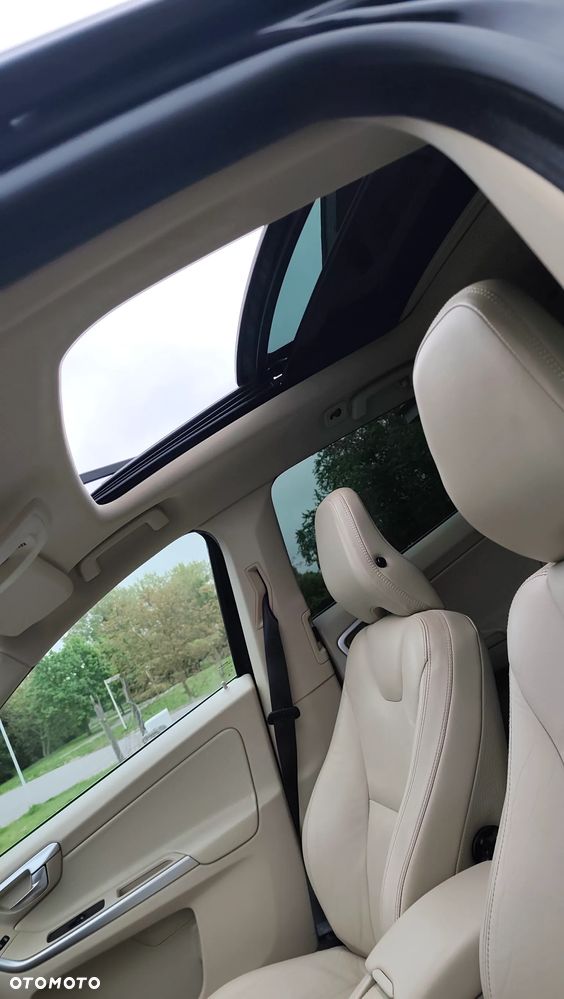 Volvo XC 60 T6 AWD RDesign - 11