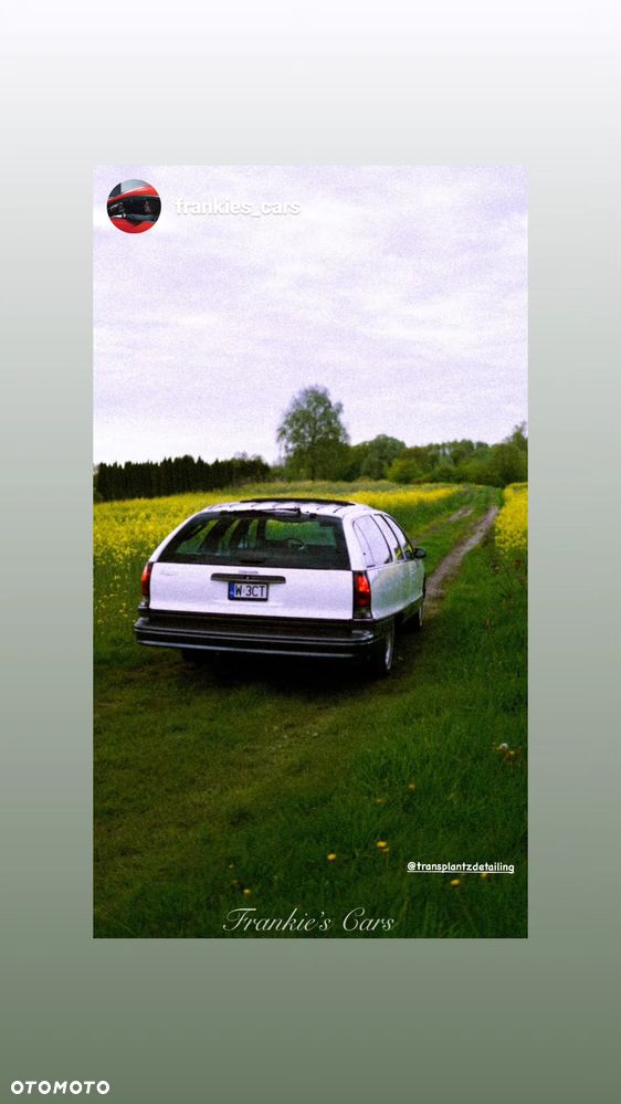 Oldsmobile Custom Cruiser - 34