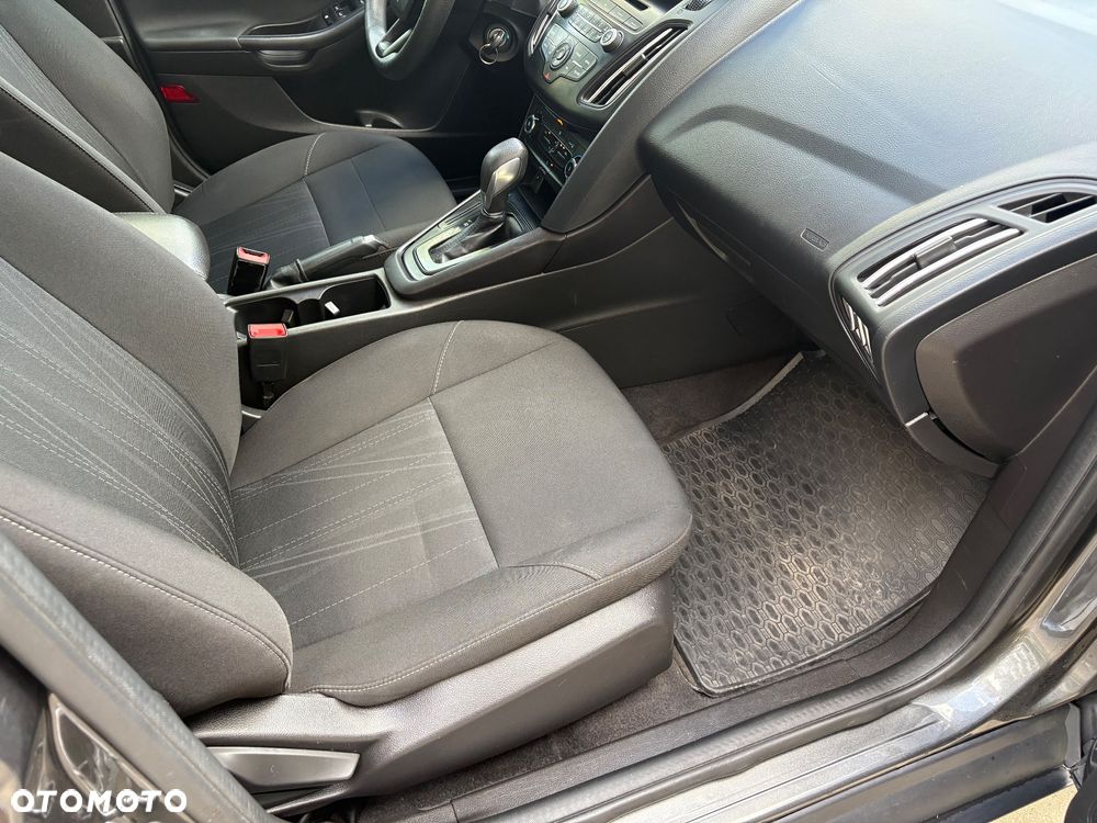 Ford Focus - 31