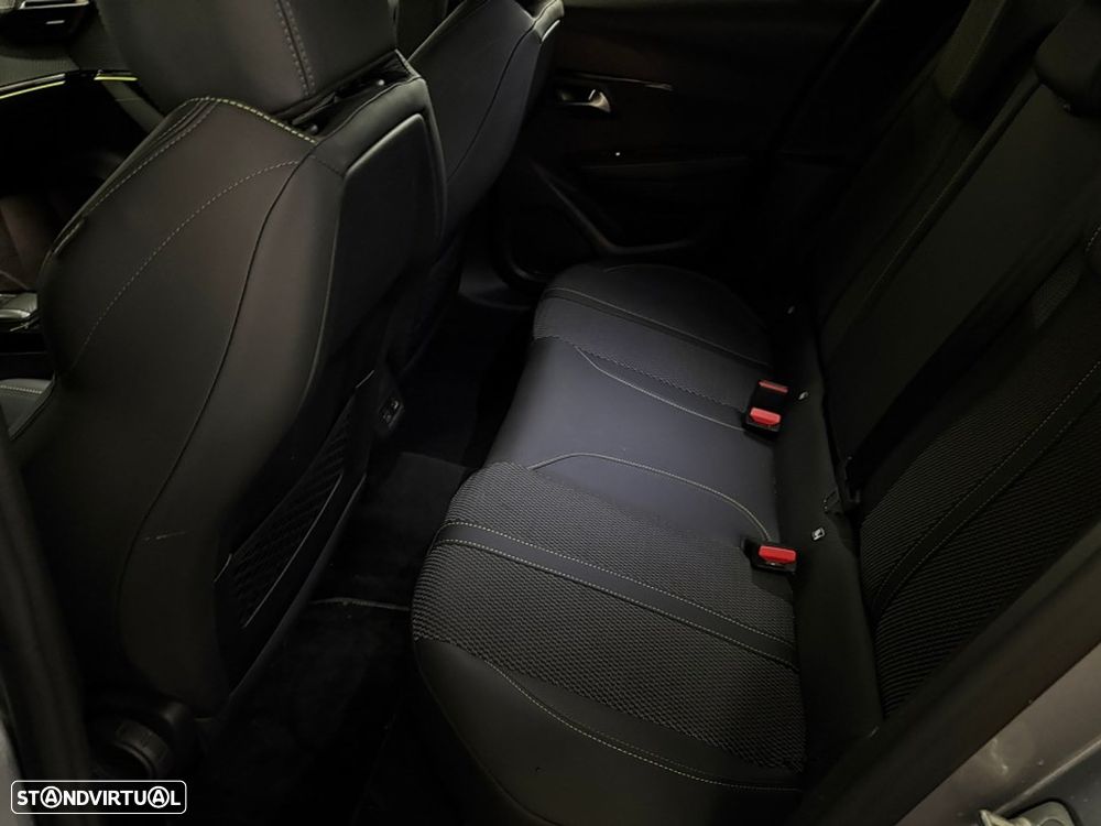 Peugeot 208 1.2 Hybrid GT e-DCS6 - 25