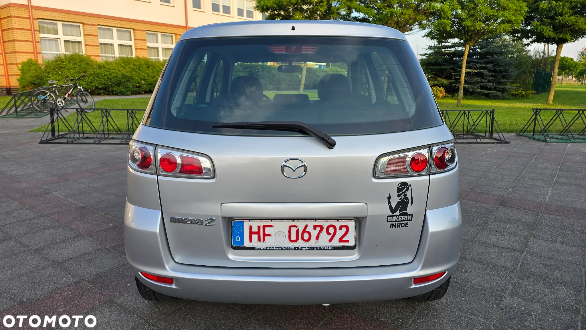 Mazda 2 - 6