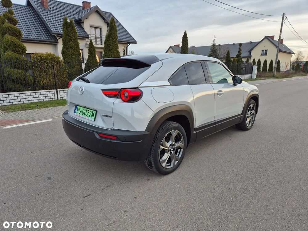 Mazda MX-30 e-SKYACTIV - 4
