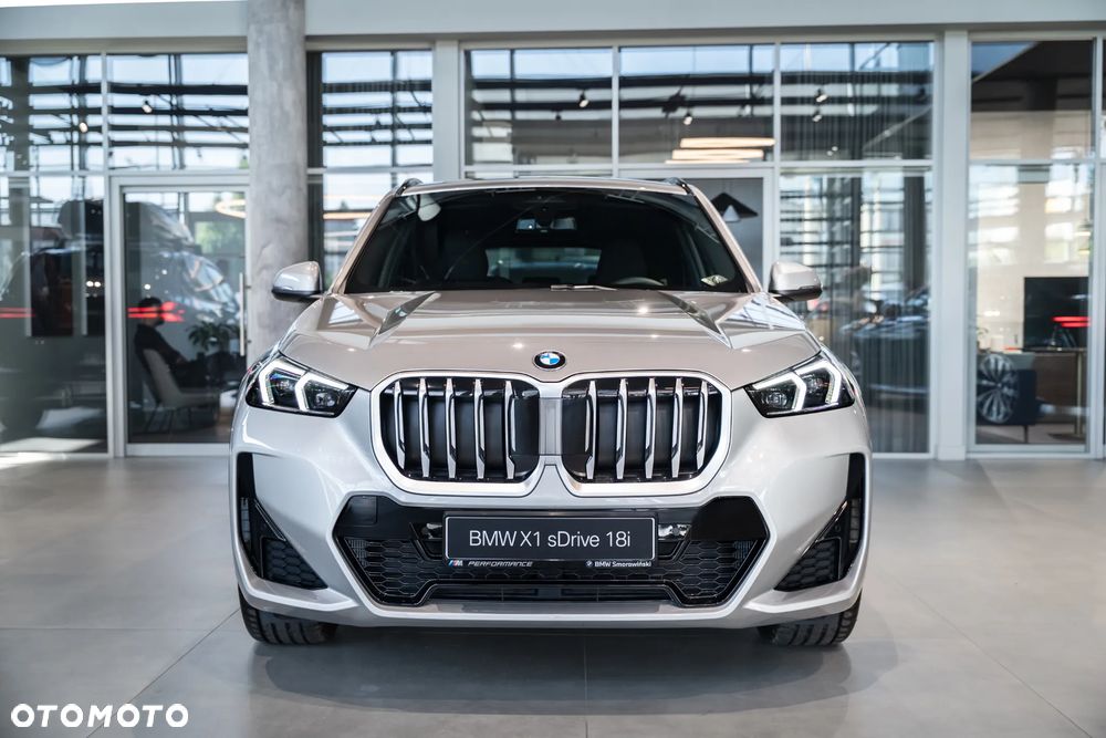 2026 BMW X1 sDrive18i M Sport, photograph 12