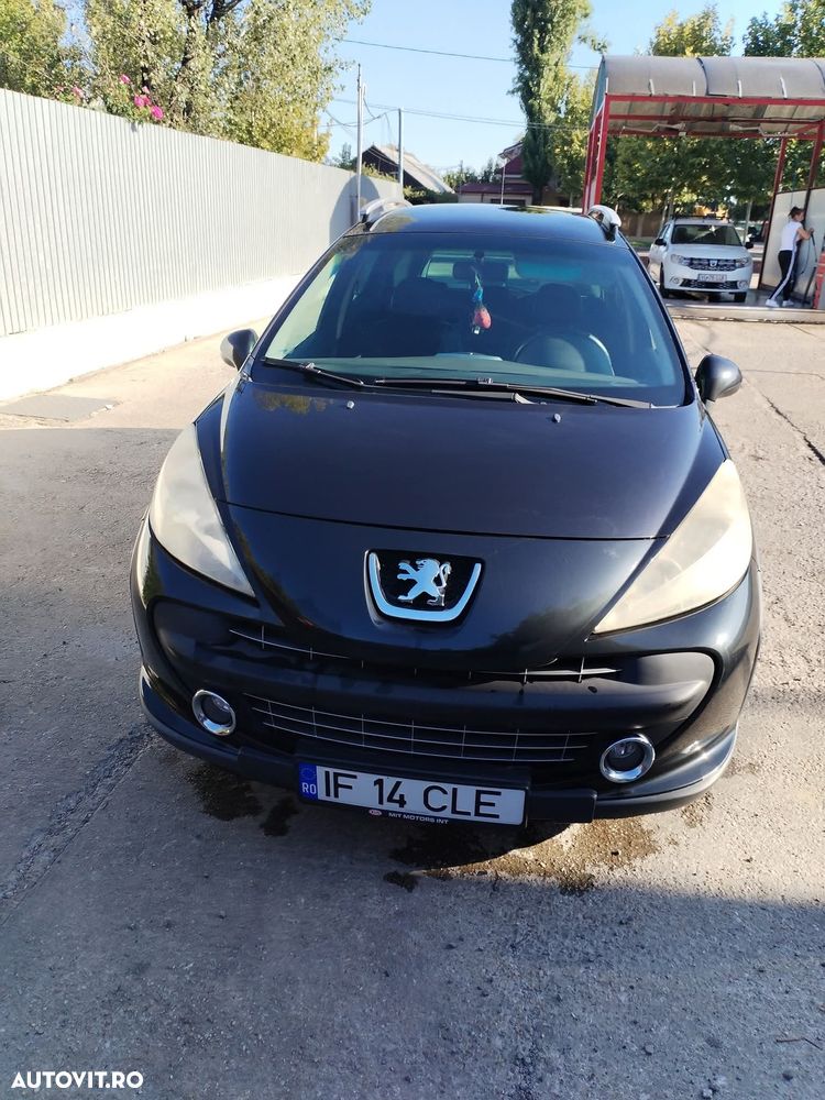 Peugeot 207 90 HDi FAP (Blue Lion) Sport - 1