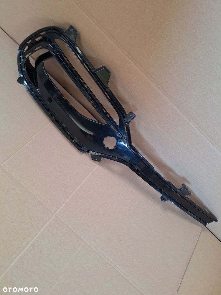 HYUNDAI SANTA FE III LIFT 16-18 ORYG. CAŁA ŁADNA! LISTWA KRATKA PRAWA W ZDERZAK PRZÓD ORYG. 86564-2WAA0 WYSYŁKA 24H - 1