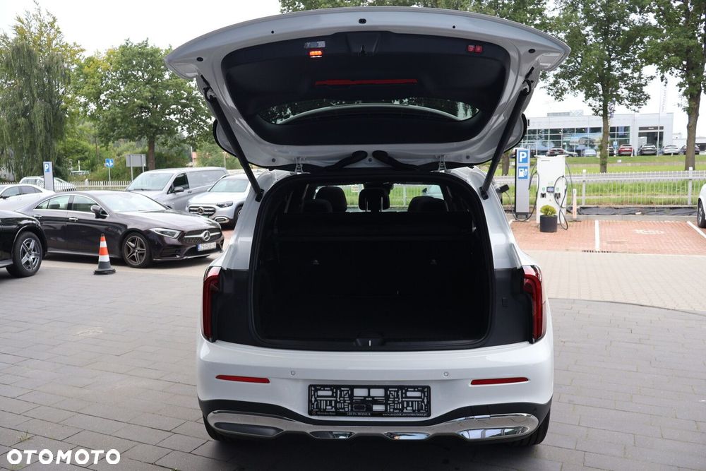 Mercedes-Benz GLB - 8