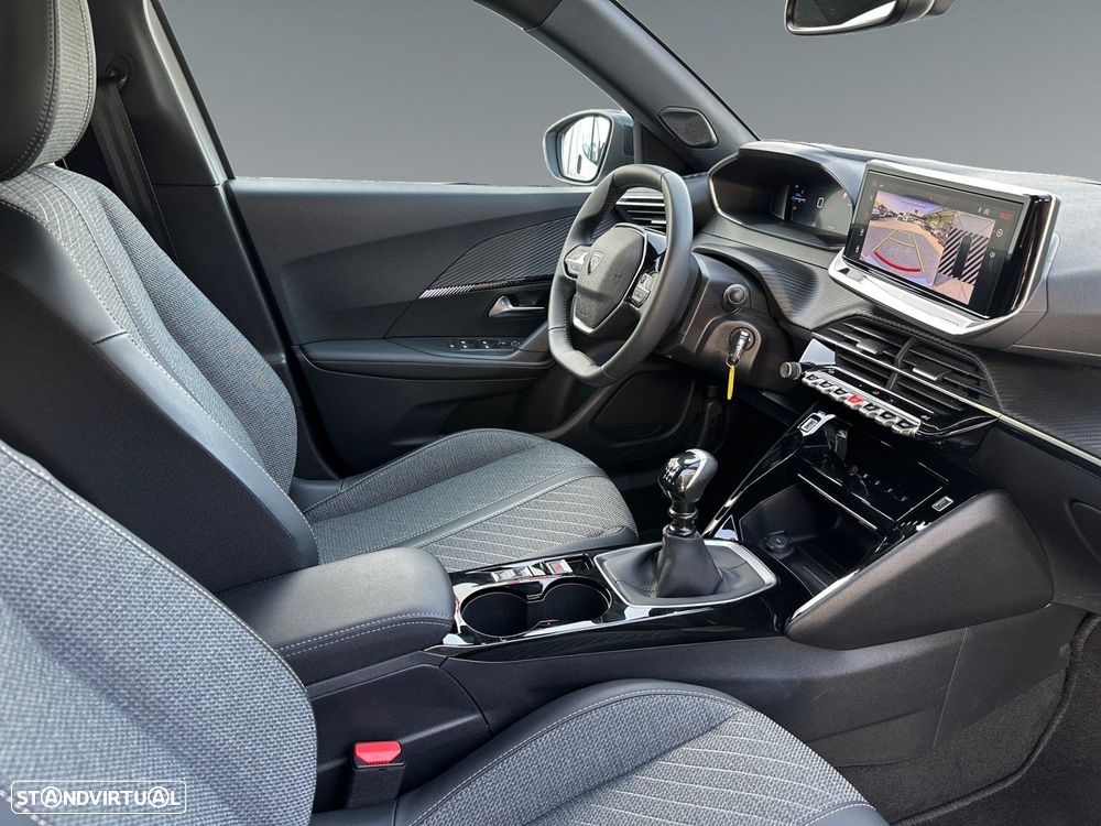 Peugeot 2008 1.2 PureTech Allure - 16