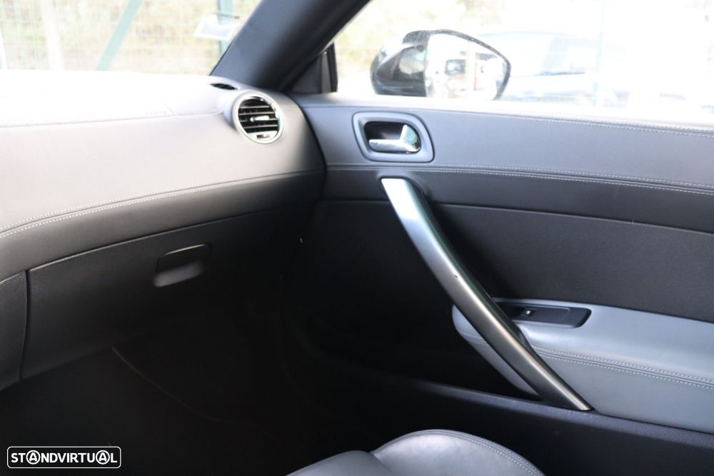 Peugeot RCZ 1.6 THP - 12