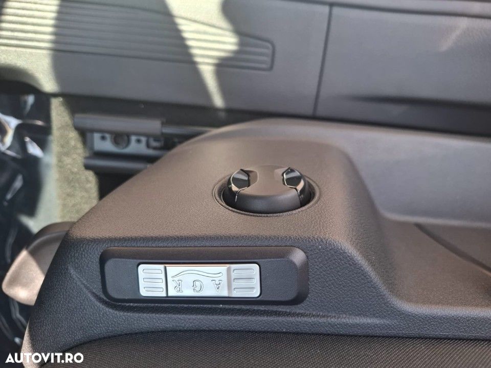 Ford Tourneo Connect - 20