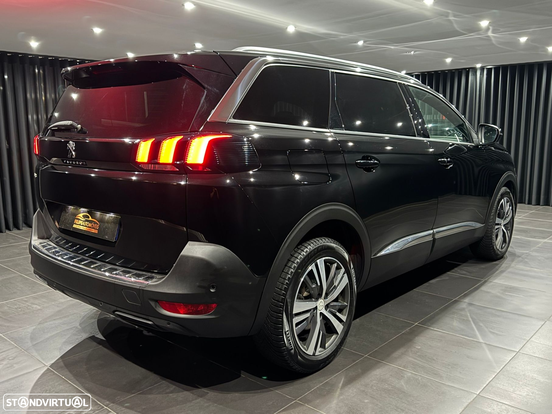 Peugeot 5008 1.2 PureTech Allure Pack EAT8 - 8