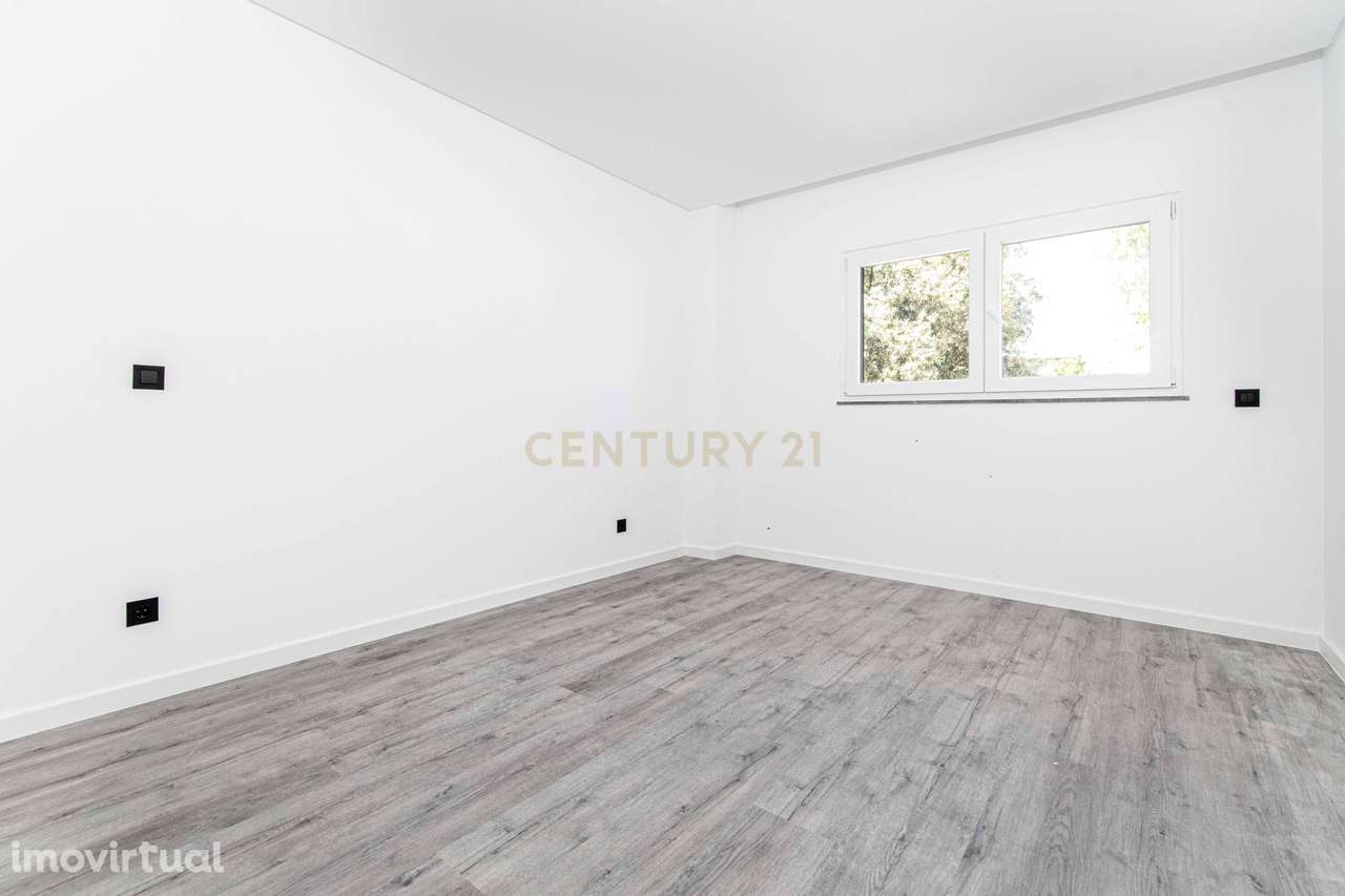 Apartamento T3 em São João da Talha com Vista Rio - Grande imagem: 4/36