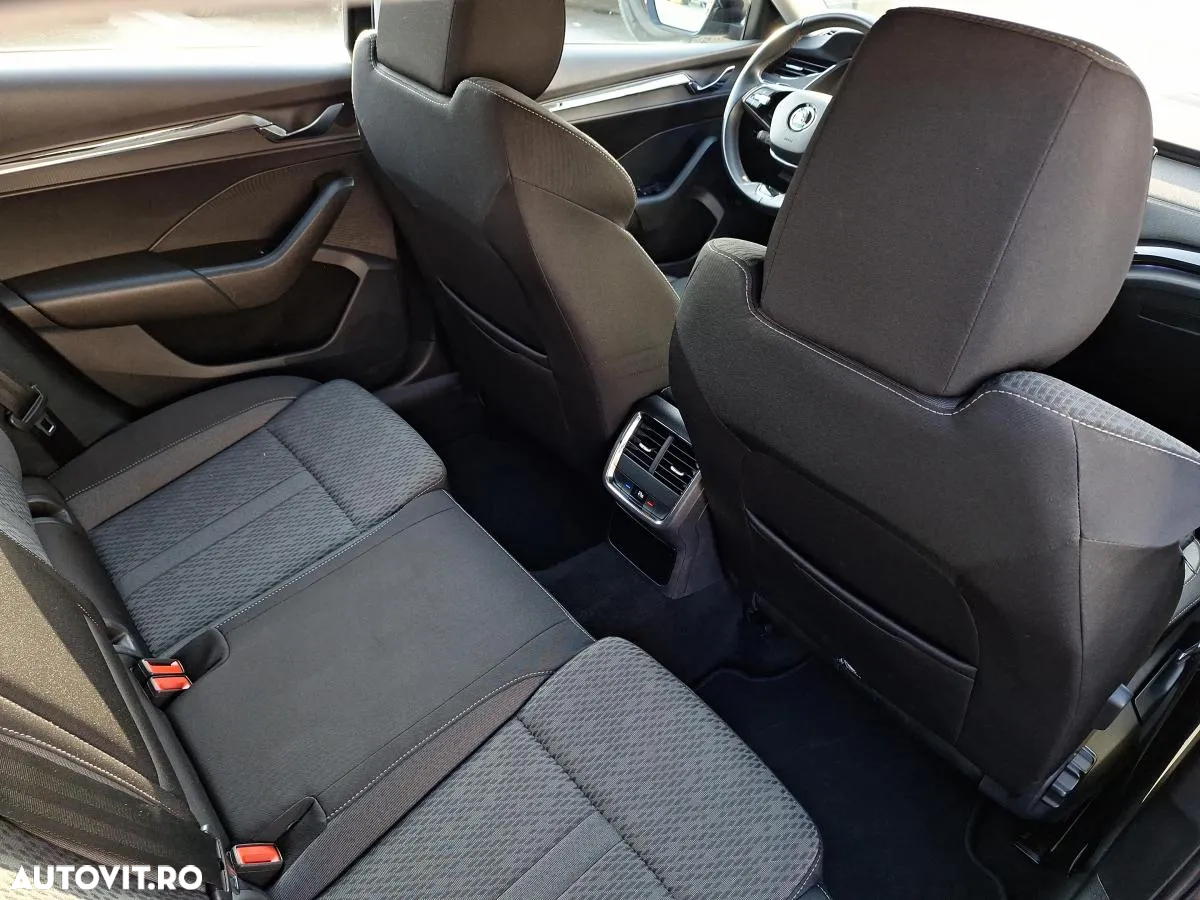 Skoda Octavia 2.0 TDI DSG Style - 14