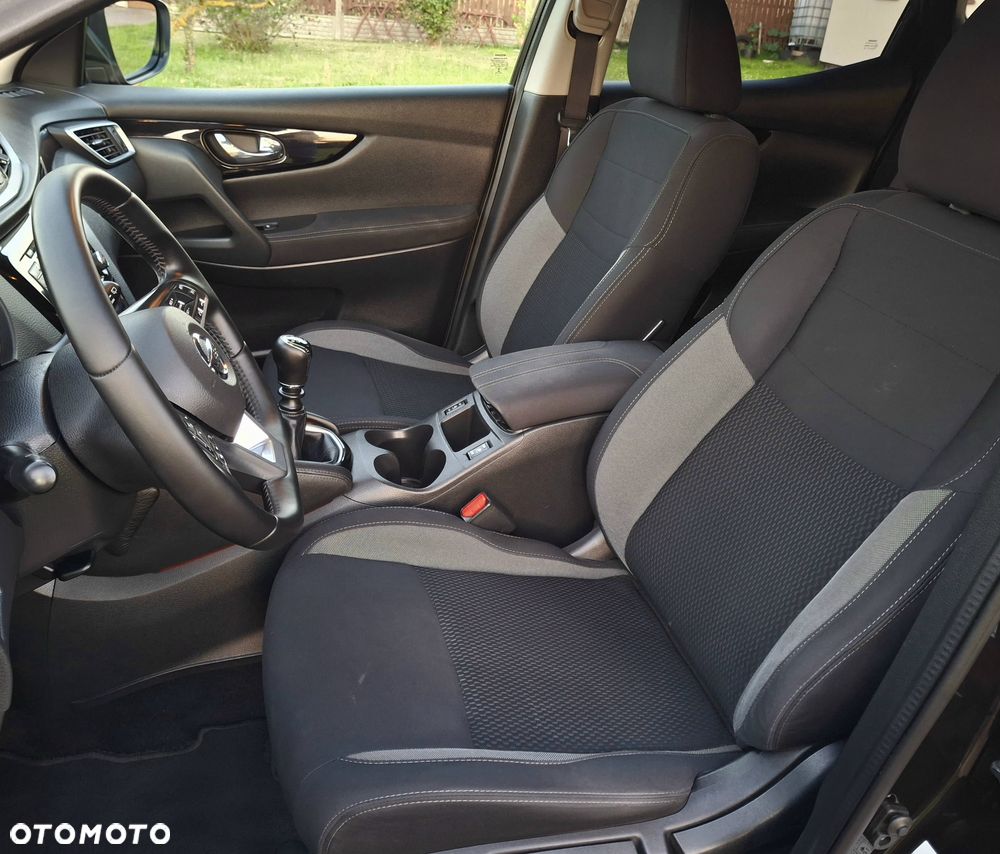 Nissan Qashqai 1.6 DIG-T N-Connecta - 20