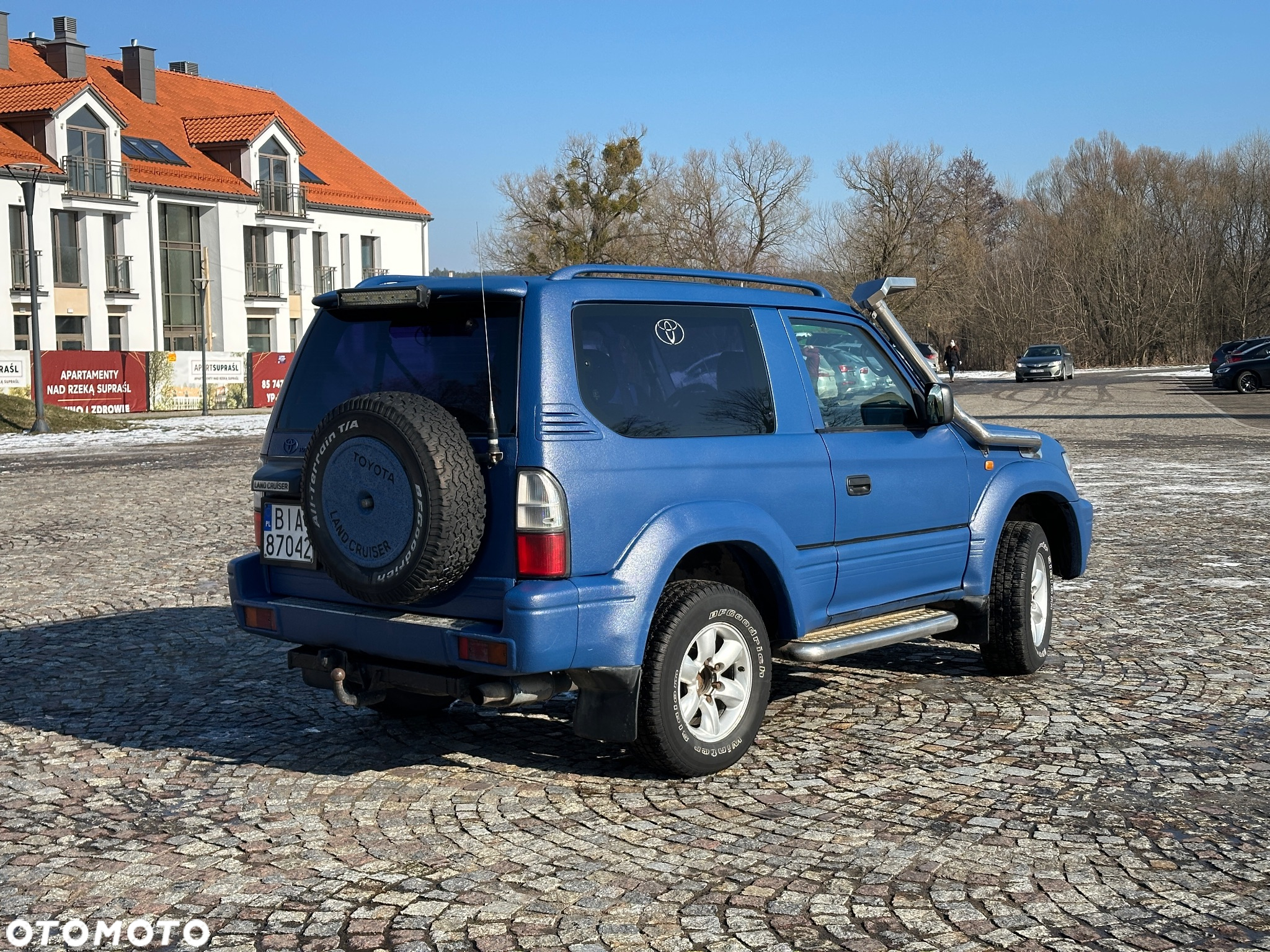 Toyota Land Cruiser - 7