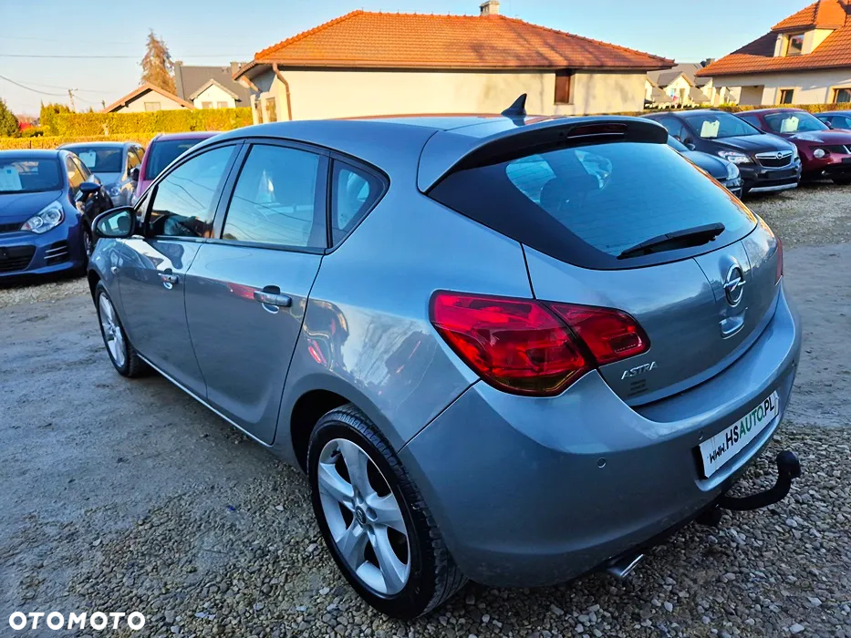 Opel Astra 1.4 Turbo Exklusiv - 19