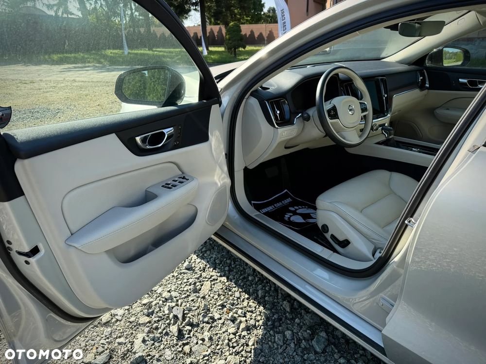 Volvo S60 - 16