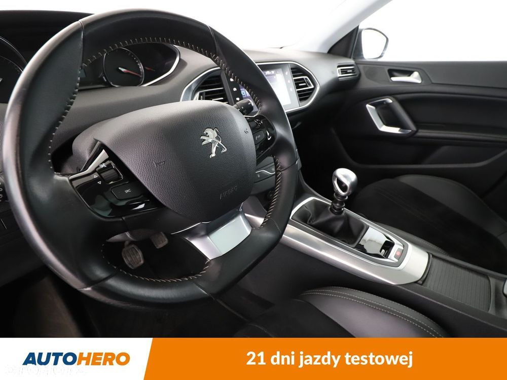 Peugeot 308 2.0 BlueHDi Allure S&S - 11
