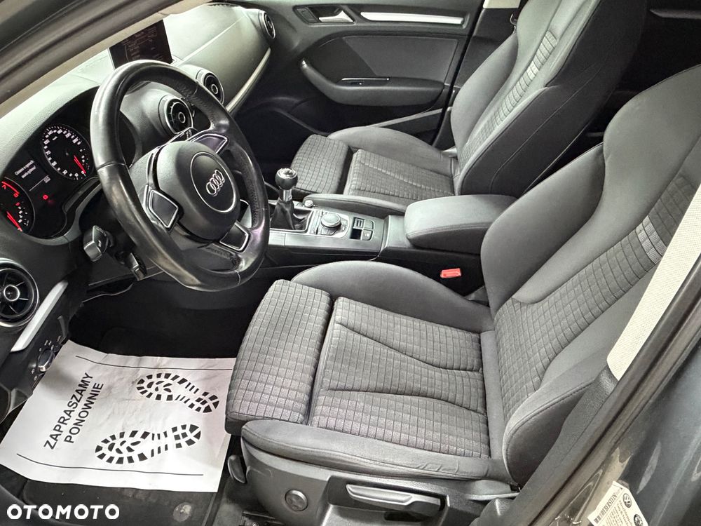 Audi A3 Sportback 1.4 TFSI Ambiente - 25